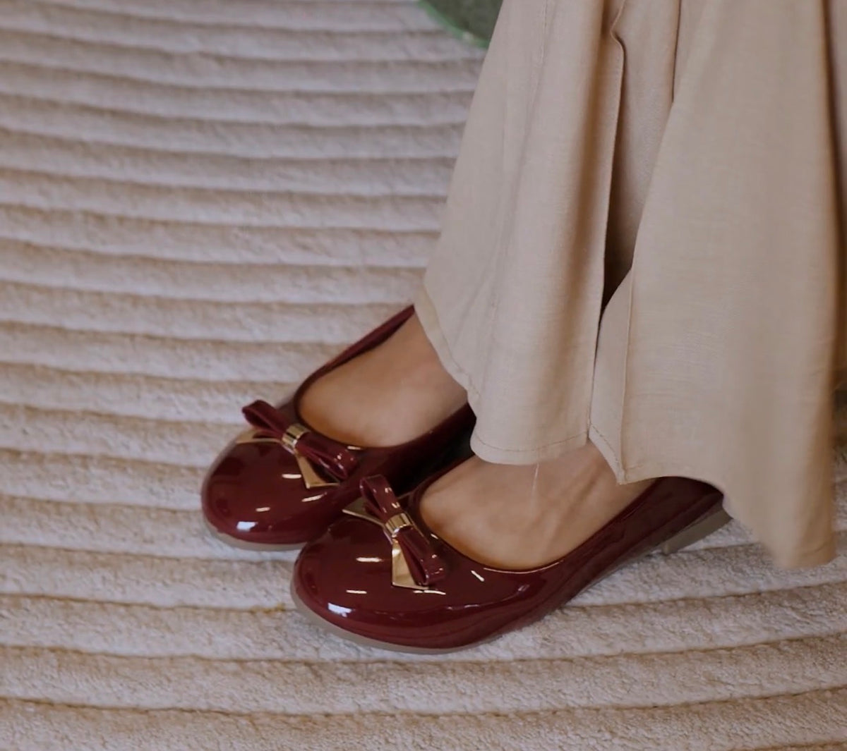 Cleo - Burgundy