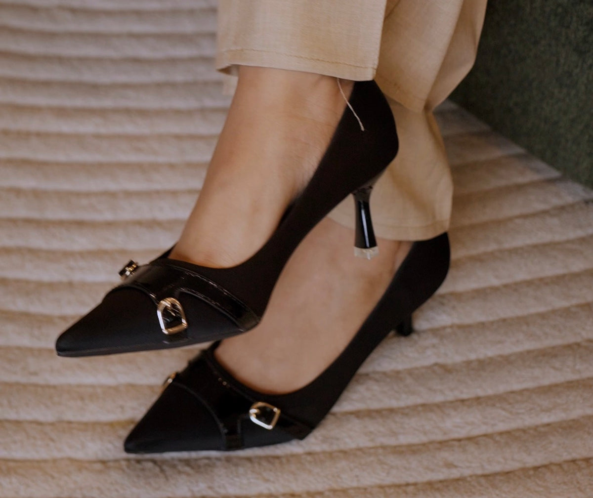 Rue - Black