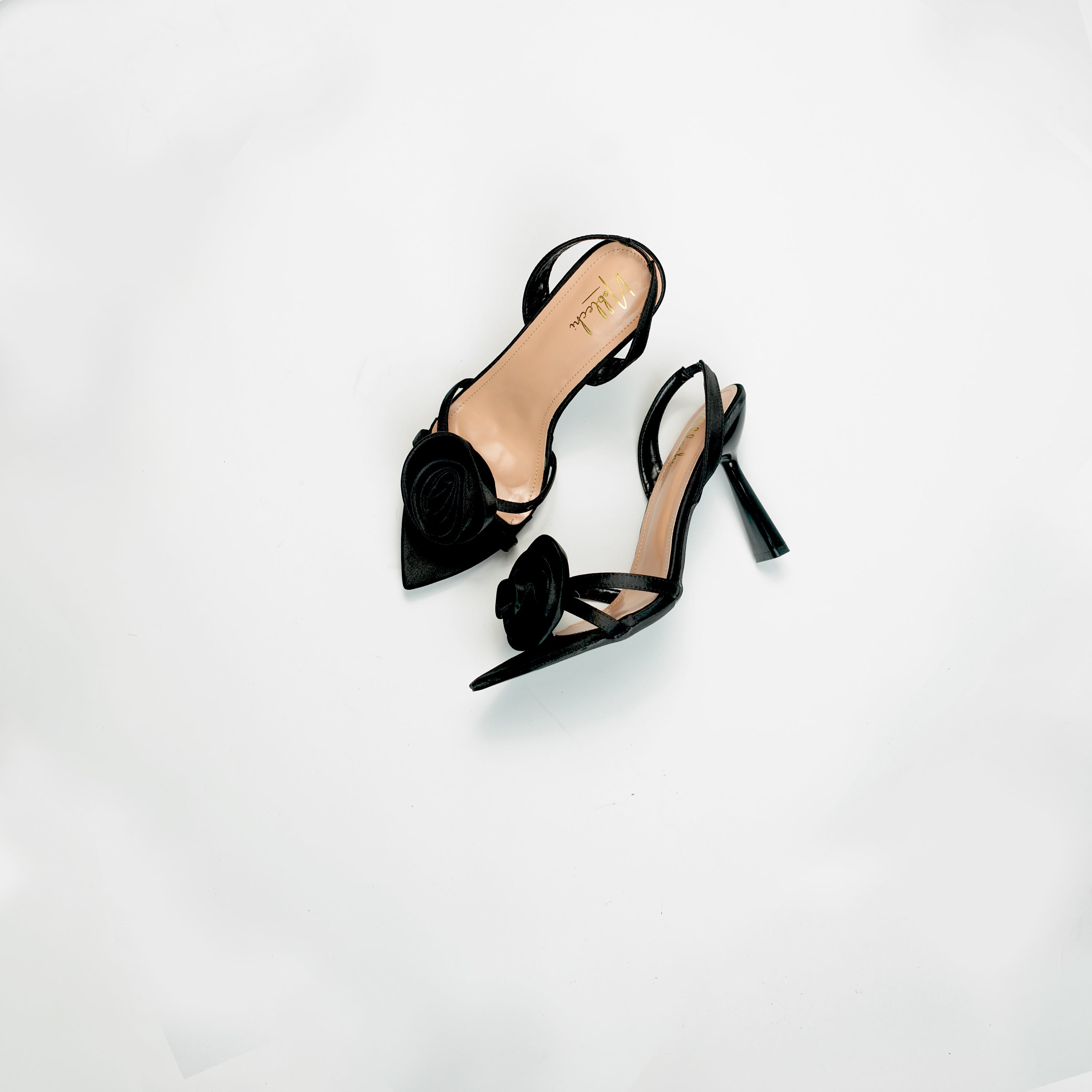 Rose Bud - Black (BS026)