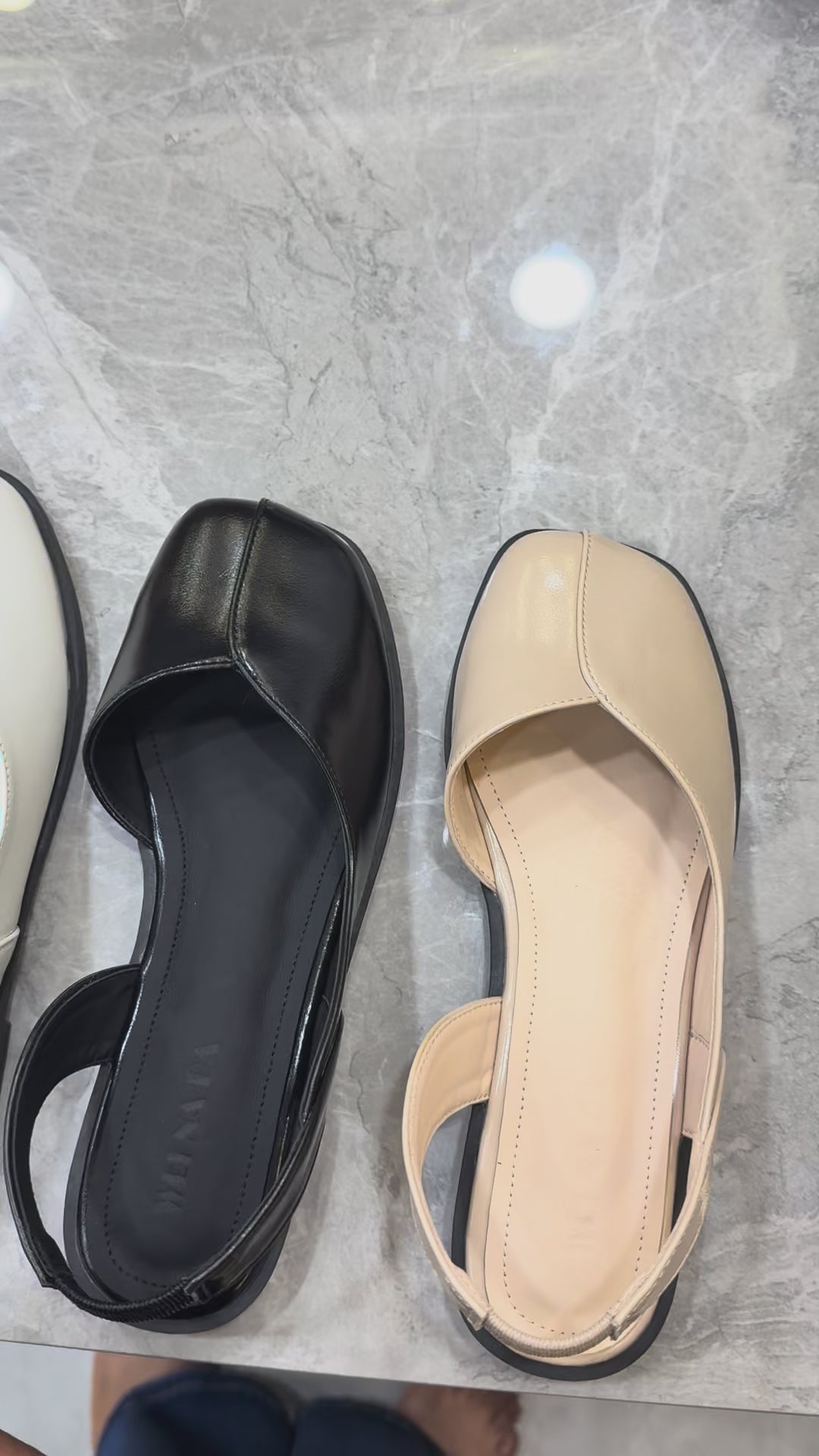 Enclose Flats - White (BS082)